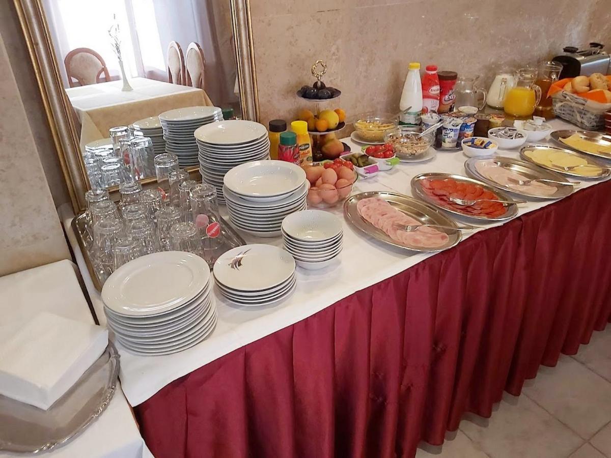 Apartments Palma Bed & Breakfast 梅杜林 外观 照片